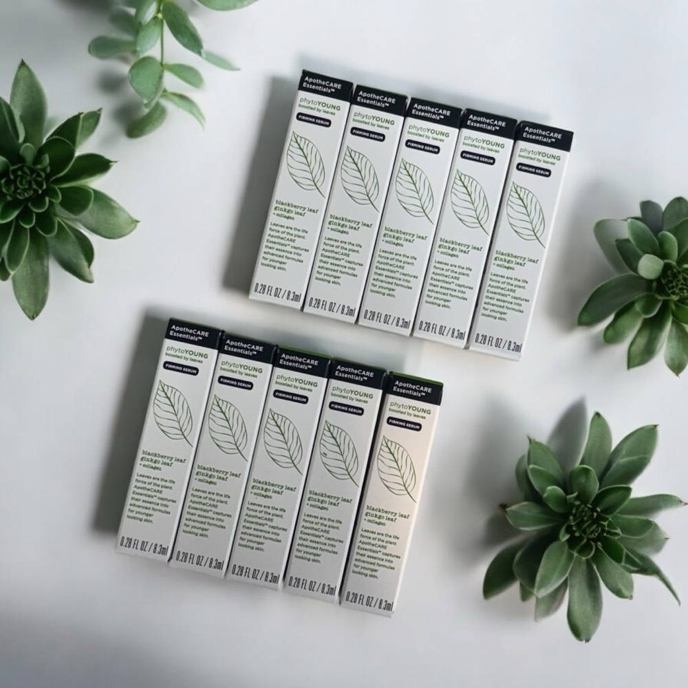 PhytoYOUNG Blackberry Leaf Skincare Serum - White